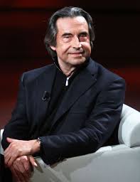 Riccardo Muti | Biography, La Scala, Conductor, Chicago, & Facts ...